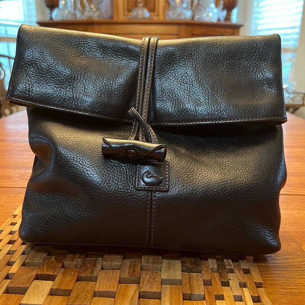 DOONEY & BOURKE FLORENTINE TOGGLE CROSSBODY